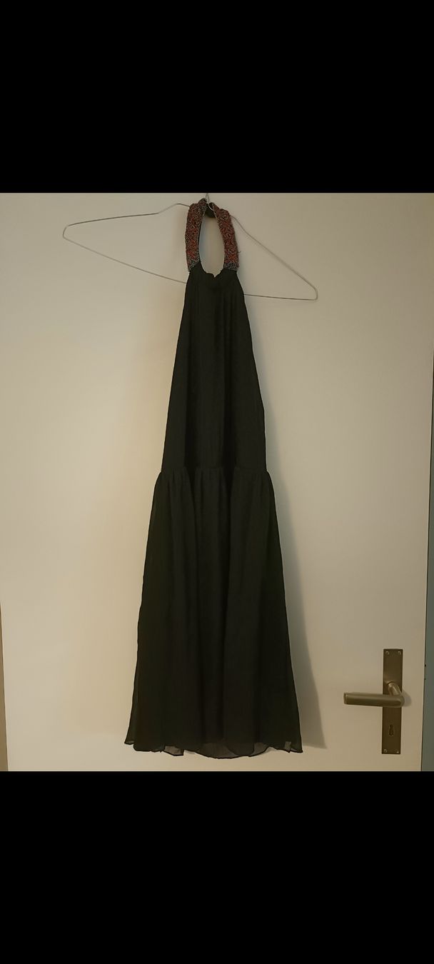 Vestiti: Kleid schwarz mit Perlenkragen – Usato da Bergdietikon venduto da Bico01 1