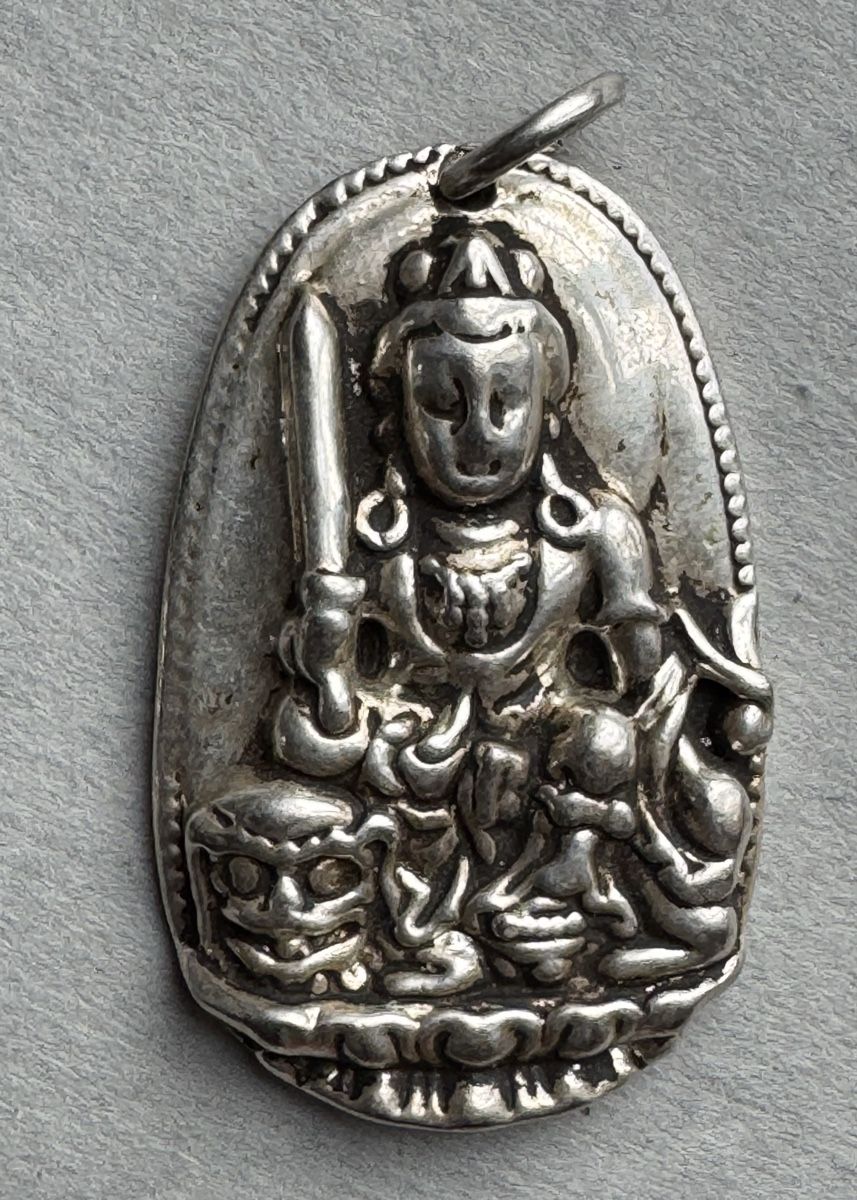 Ciondoli: Alter, schwerer Buddha Anhänger – Usato da Bern venduto da gfreuts