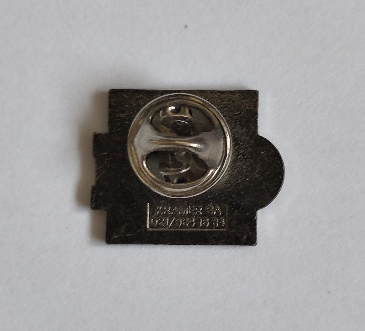 Placchette & Badge: Pin Ciné club - 24 Heures – Usato da Lausanne venduto da the_p2w5 1