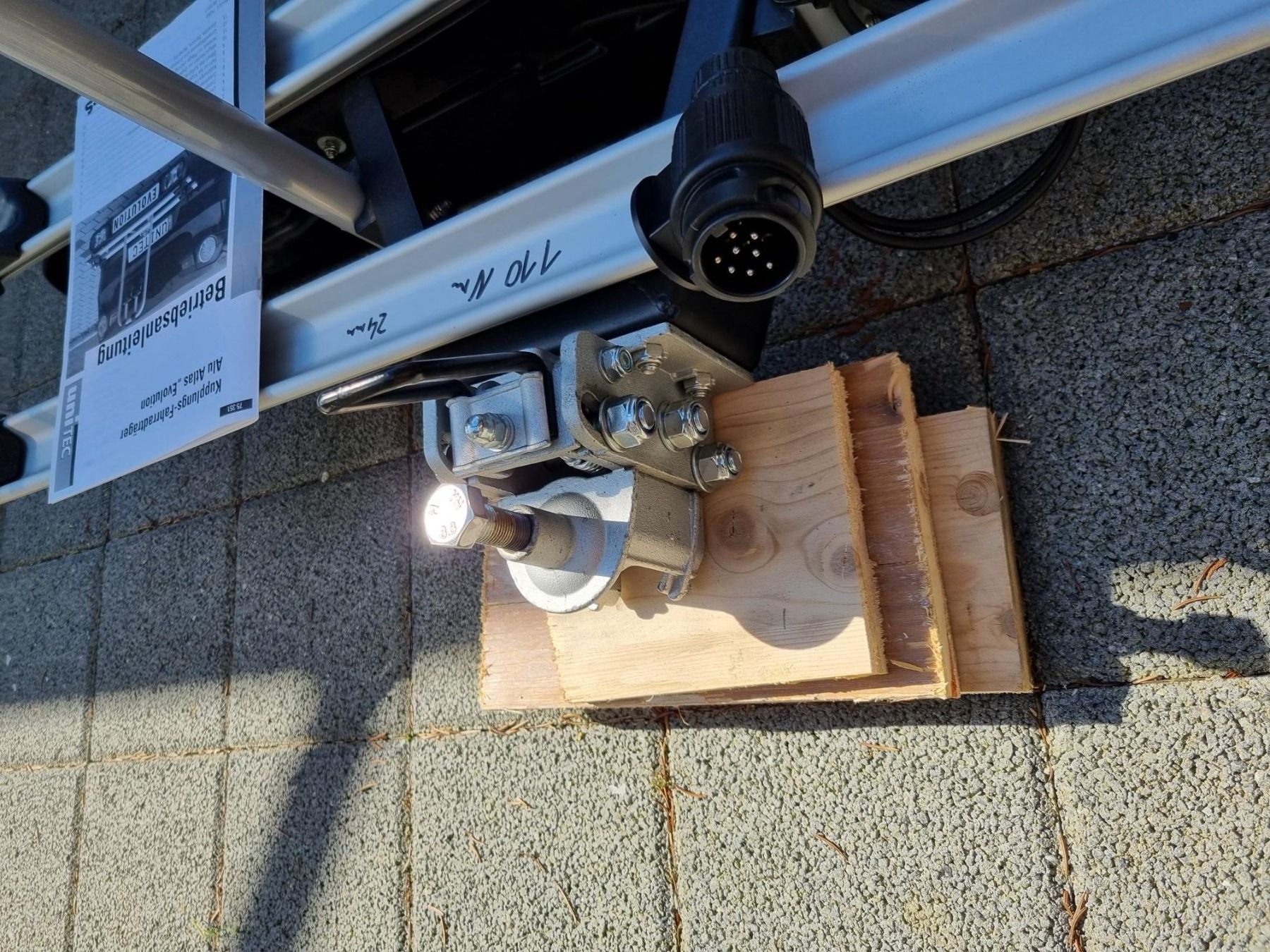 Anhängerkupplungen: Auto Fahrradträger Unitec Evolution – Gebraucht aus Bowil von  1