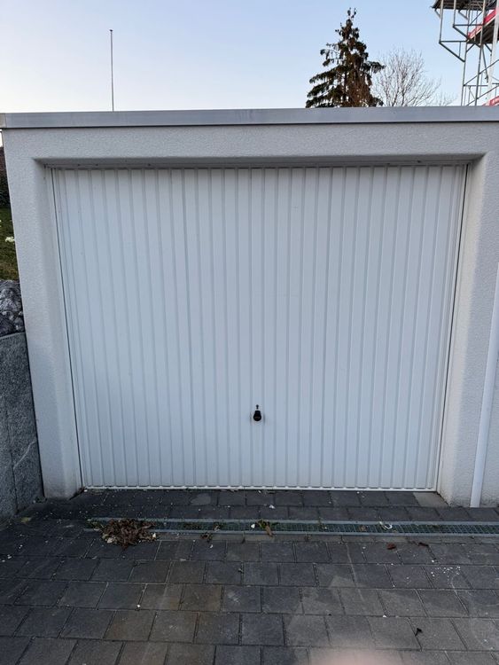 Hörmann Garagentor N80, neuwertig, Grösse 2625 x 2250 mm (Gebraucht) in ...