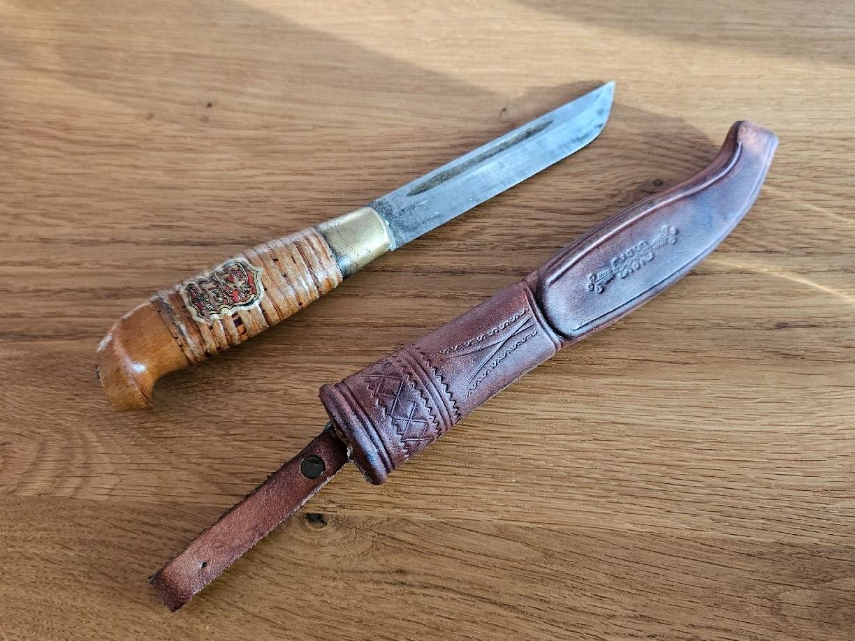 Zubehör: Finnen-Messer mit Lederscheidet – Gebraucht aus Bern von Respirit 2