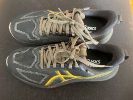 Asics Gore-tex Laufschuhe 39.5