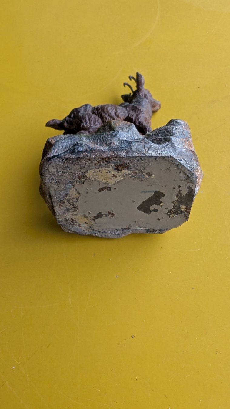 Figurines: antike Gämse aus Blech, ca. 10 cm – D'occasion à Mönchaltorf par Blechfreund 2
