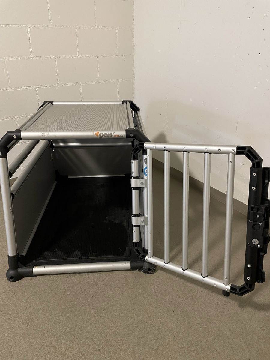 Swisspet Gabbie, trasporto & Sicurezza: Hundebox Swisspet Falcon M – Usato da Maur venduto da terryf 2