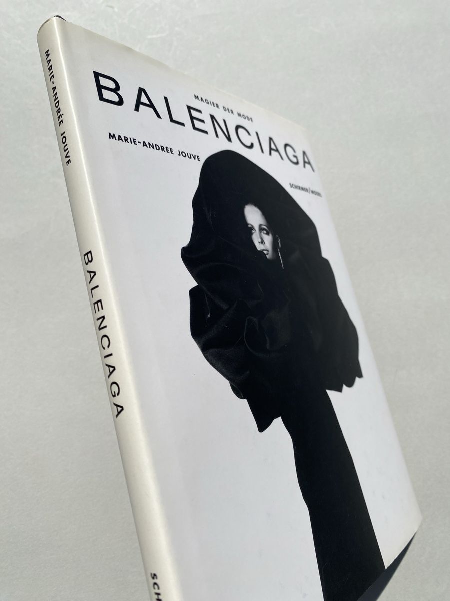 Libri: BALENCIAGA - Magier der Mode Buch – Usato da Zürich venduto da lesgarcons 6