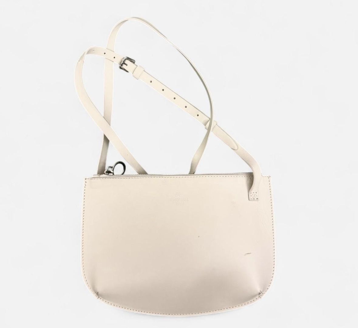 Taschen für Damen: White Crossbody Bag – Gebraucht aus Rütihof von mya_we