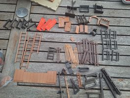 Div. Hausbauteile, Leitern, Hyrden hauptsächlich Playmobil
