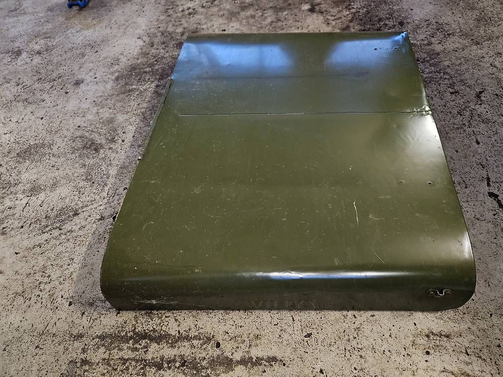 Tutti pezzi di ricambio auto: Motorhaube Willys Jeep – Usato da Rüschegg Gambach venduto da Wattify