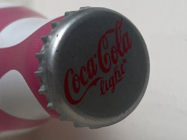 Coca-Cola Altro in Stoviglie & Bicchieri: MOSCHINO - Bouteille collector Coca-Cola Light  2014 – Nuovo e nell'imballaggio originale da Minusio venduto da Pink222 1