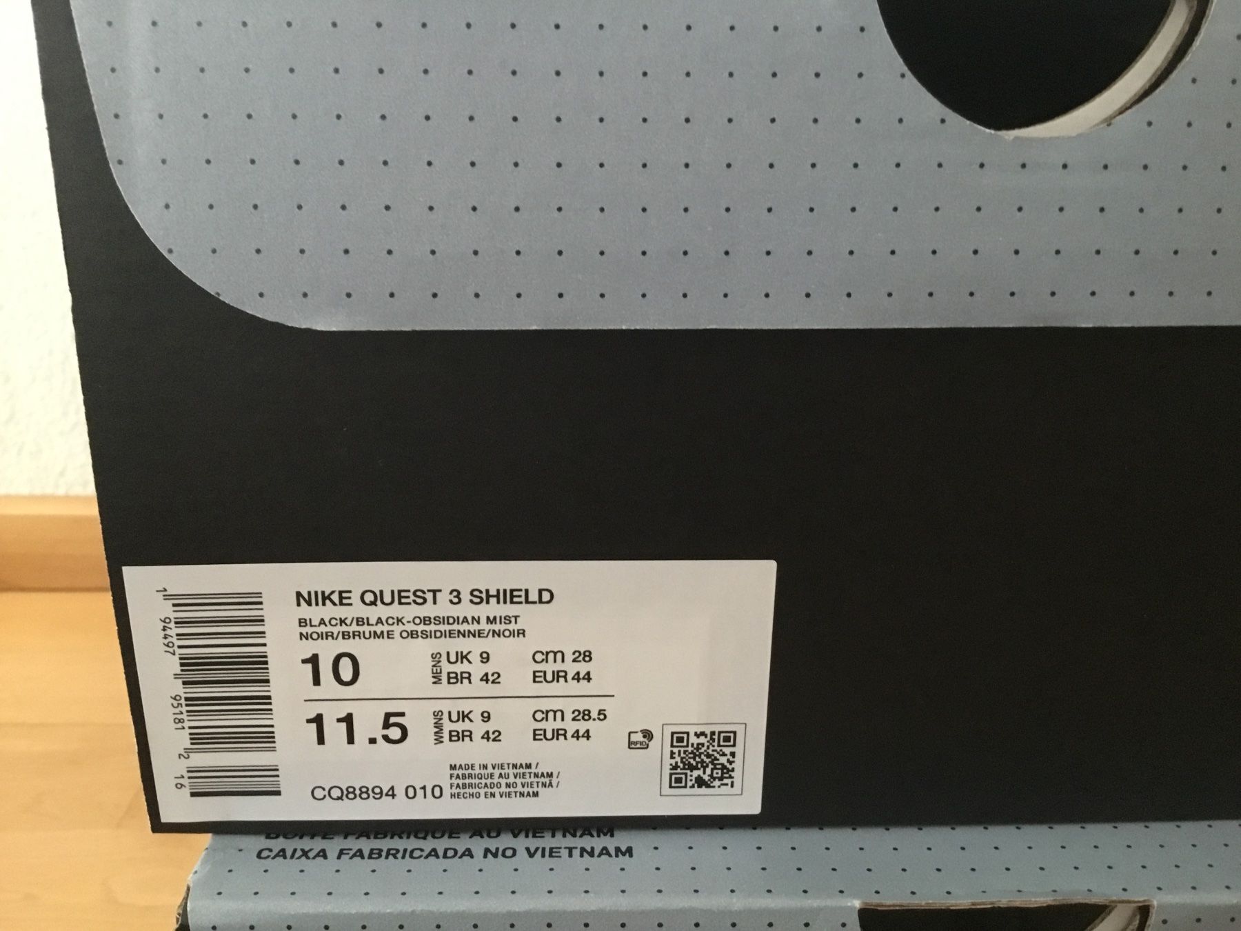 Nike Scarpe da uomo: Nike Running - Jogging Schuhe, Men, Gr. 44, neu – Nuovo e nell'imballaggio originale da Chur venduto da Jacky17 9