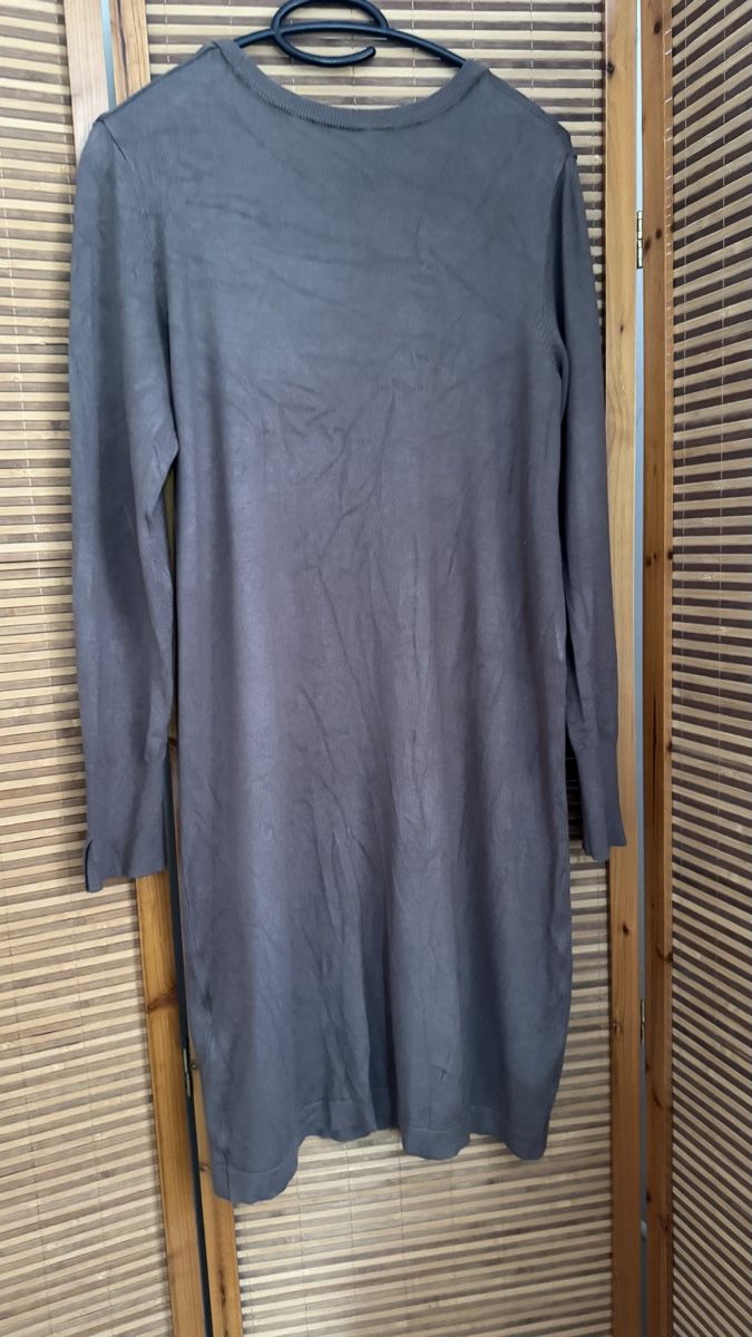 C&A Vestiti: Leichtes Strickkleid C&A, M, Taupe – Usato da Gümligen venduto da morticiaaddams 1