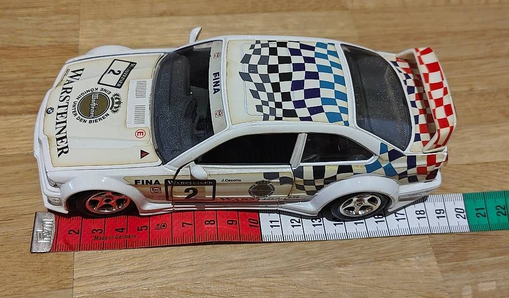 Modellini d'auto: BMW M3 1:24 – Usato da Therwil venduto da ast_56p6 2
