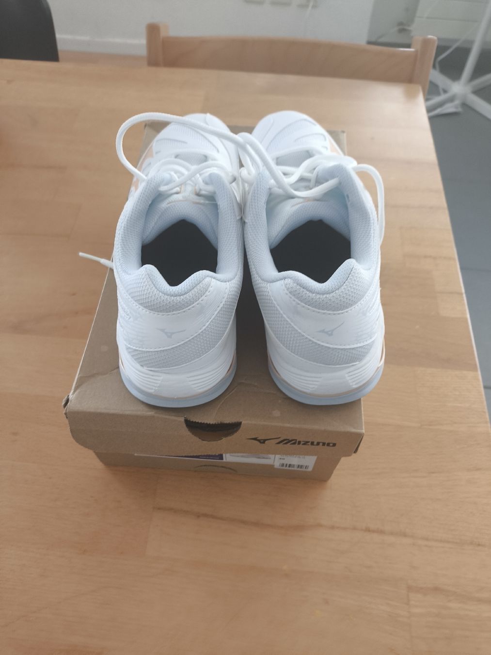 Mizuno Chaussures femmes: Mizuno Wave Voltage Women Grösse 40 – Neuf (Voir description) à Hedingen par Kafi5 1
