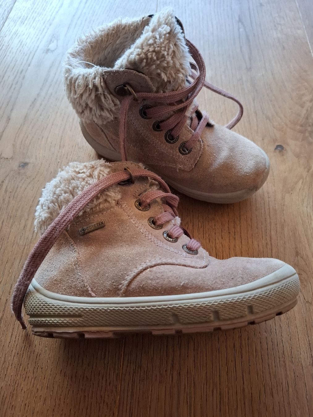 Schuhe für Mädchen: Superfit Winterschuh Gr. 24 – Gebraucht aus Recherswil von Jevitachiquita