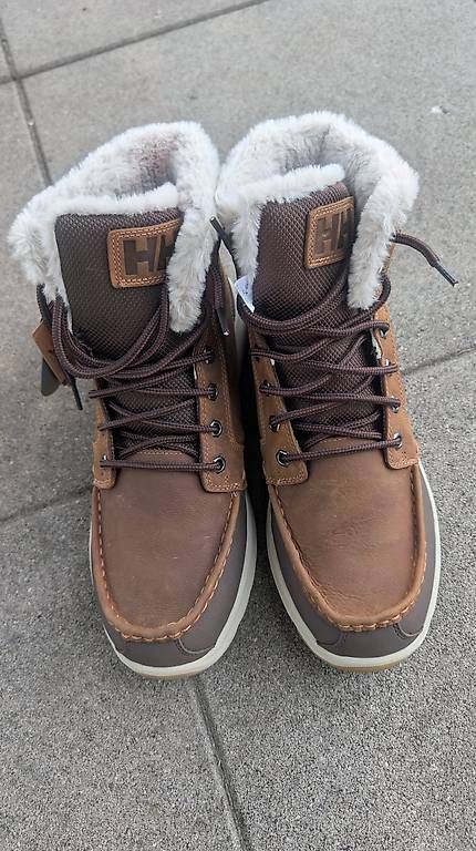 Scarpe da uomo: Helly Hansen Garibaldi V3 Grösse 46 – Usato da Epsach venduto da RM96 2