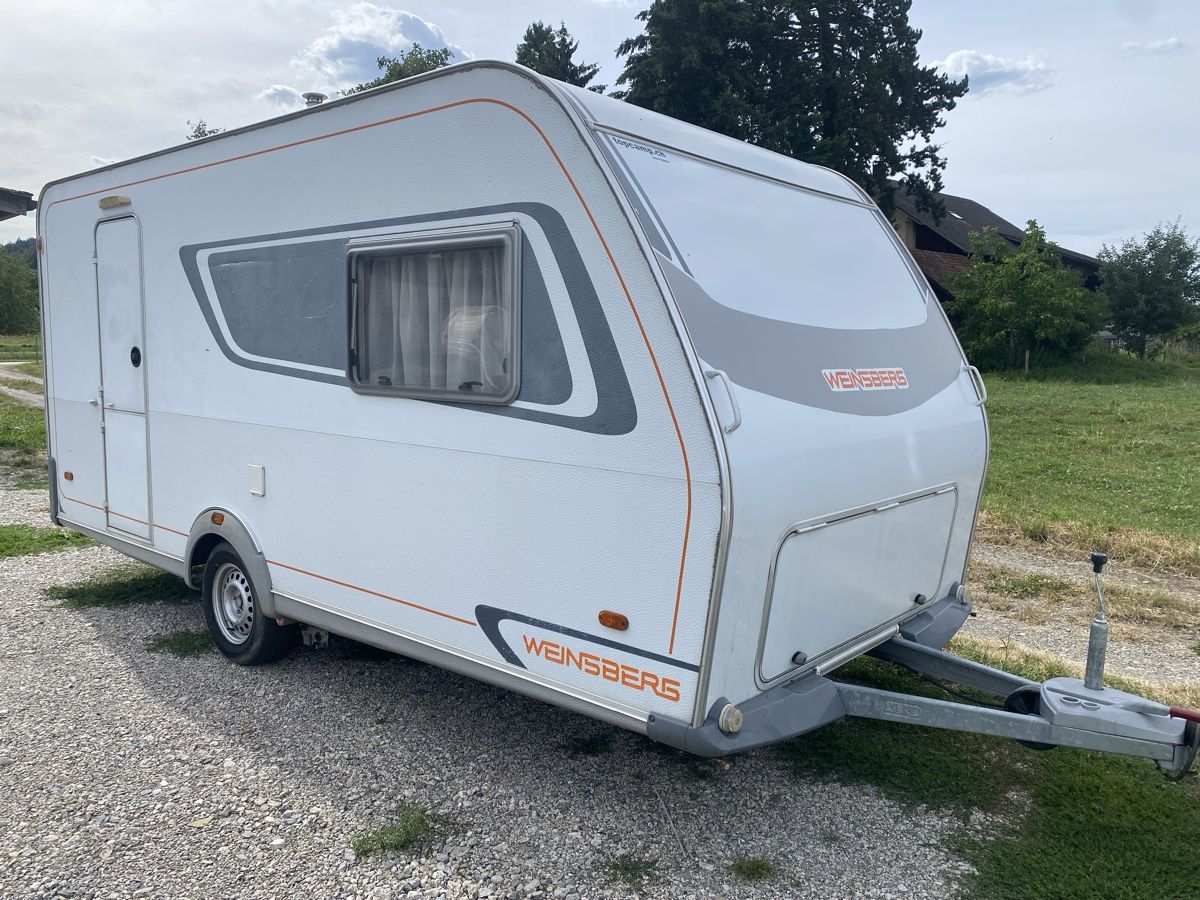 Weinsberg Véhicules de camping: Wohnwagen Weinsberg W51 Caravan – D'occasion à Birrwil par Bendegriz