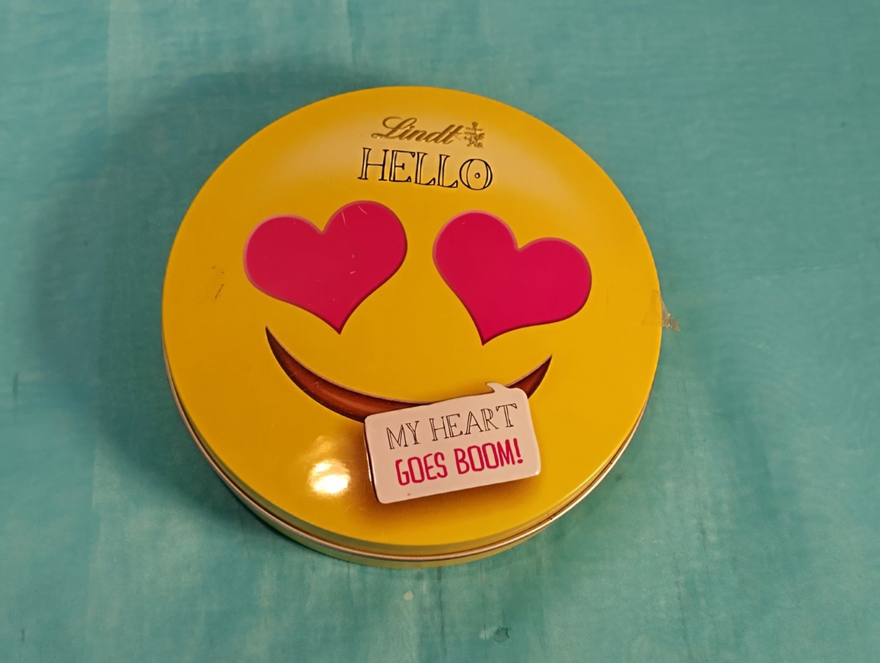 Altro in Decorazioni & Accessori: Blechbüchse smiley verliebt – Usato da Bellach venduto da JingleCherry