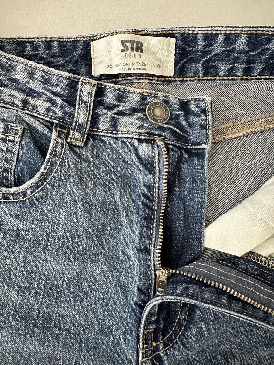Stradivarius Jeans: Stradivarius Jeans, Gr 36, blau – Gebraucht aus Zug von ave113 1