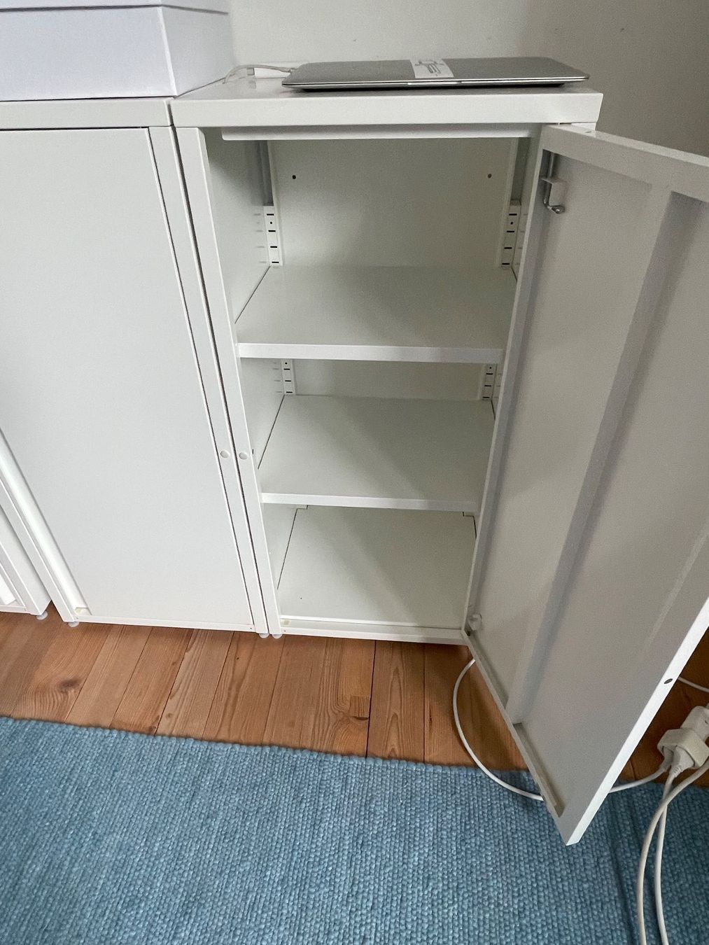 Ikea Scaffali: Sideboard – Usato da Zürich venduto da yvdue 1