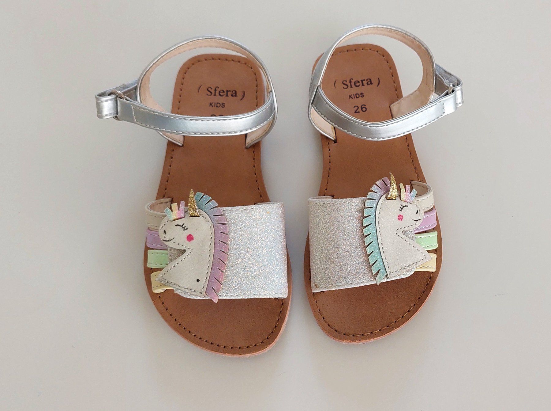 Scarpe per ragazze: SFERA KIDS  |  SANDALE LEDER  |  EINHORN  |  Gr. 26 – Nuovo (secondo la descrizione) da Oberweningen venduto da Feindesign 1