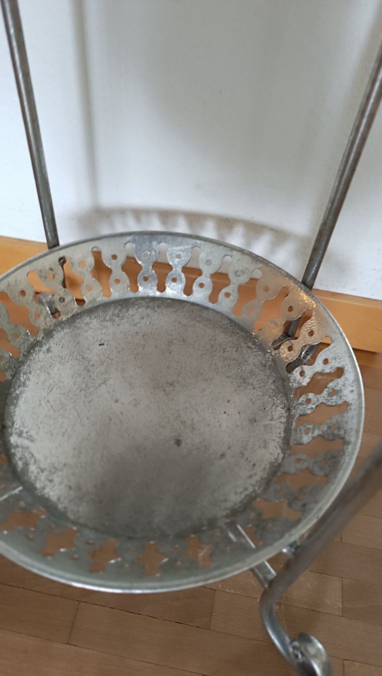 Altro in Decorazioni & Accessori: Wunderschöne klappbare Etagere Metall – Usato da Zürich venduto da Jul69 2