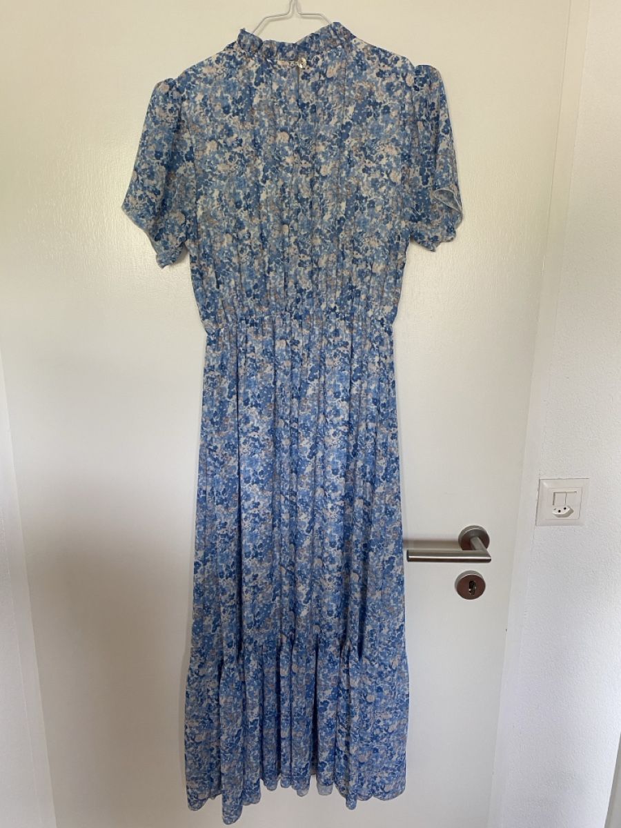 Vestiti: Blumenkleid blau 36 – Usato da Ittenthal venduto da Lorinakuprecht0 1