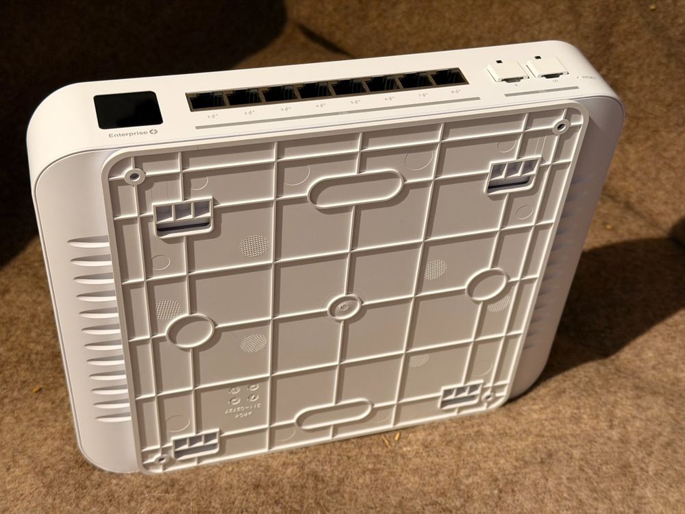 Ubiquiti PoE+ Switch Enterprise 8 10 Port (Gebraucht) in Männedorf für ...