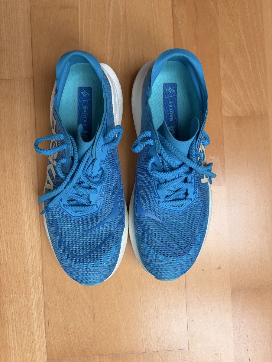 Hoka One One Herrenschuhe: Hoka Mach X2 – Gebraucht aus Zürich von alh_5fbb 1