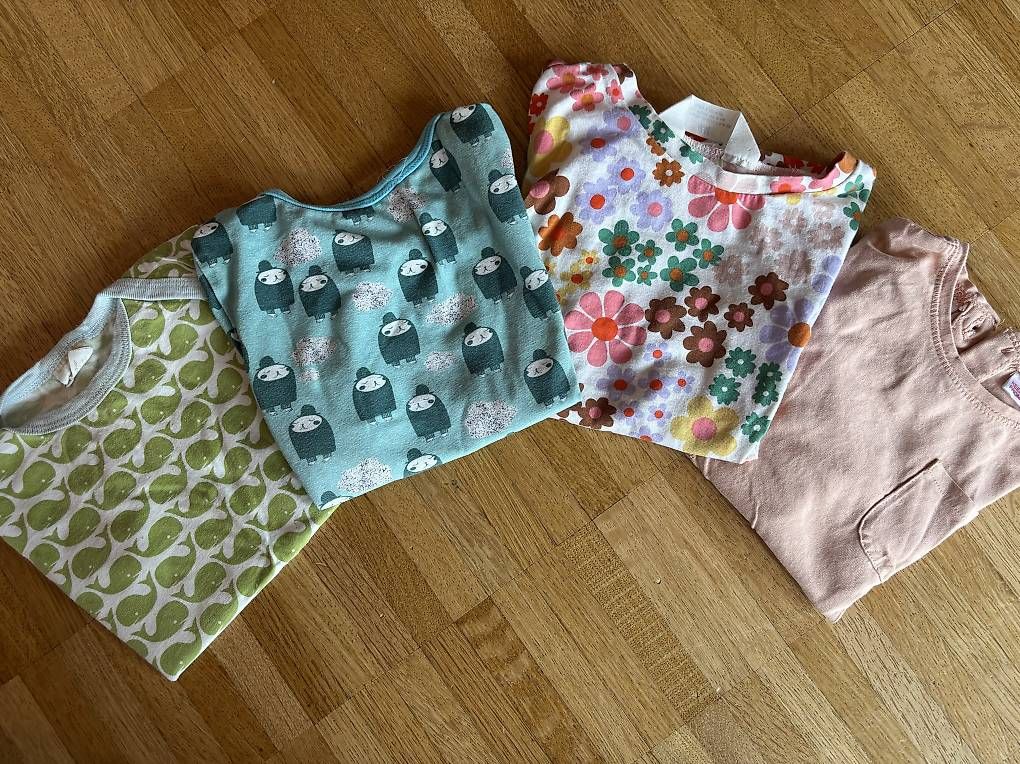 Blusen, T-Shirts & Tops: T-Shirt – Gebraucht aus Bern von ann_gabrielle