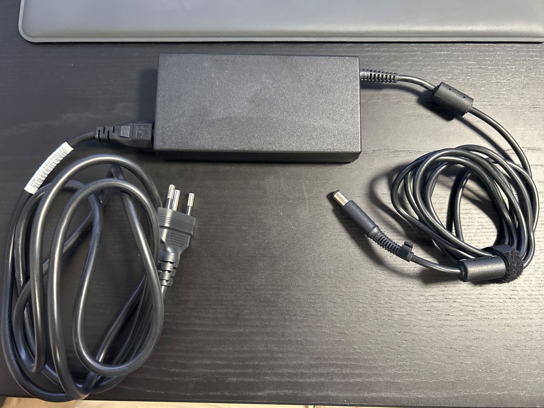 Hewlett Packard Docking station: HP Thunderbolt Dock 120W G2 inkl. Netzteil – Usato da Näfels venduto da Mister-MM 3