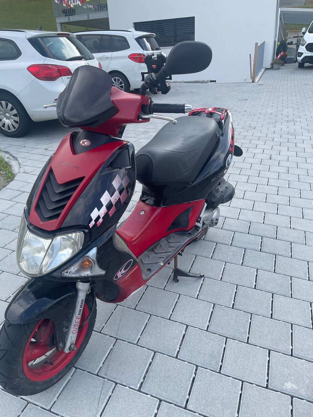 Strada: Motorrad Roller KYMCO Super 9 50 LC – Usato da Brunnadern venduto da kevy1