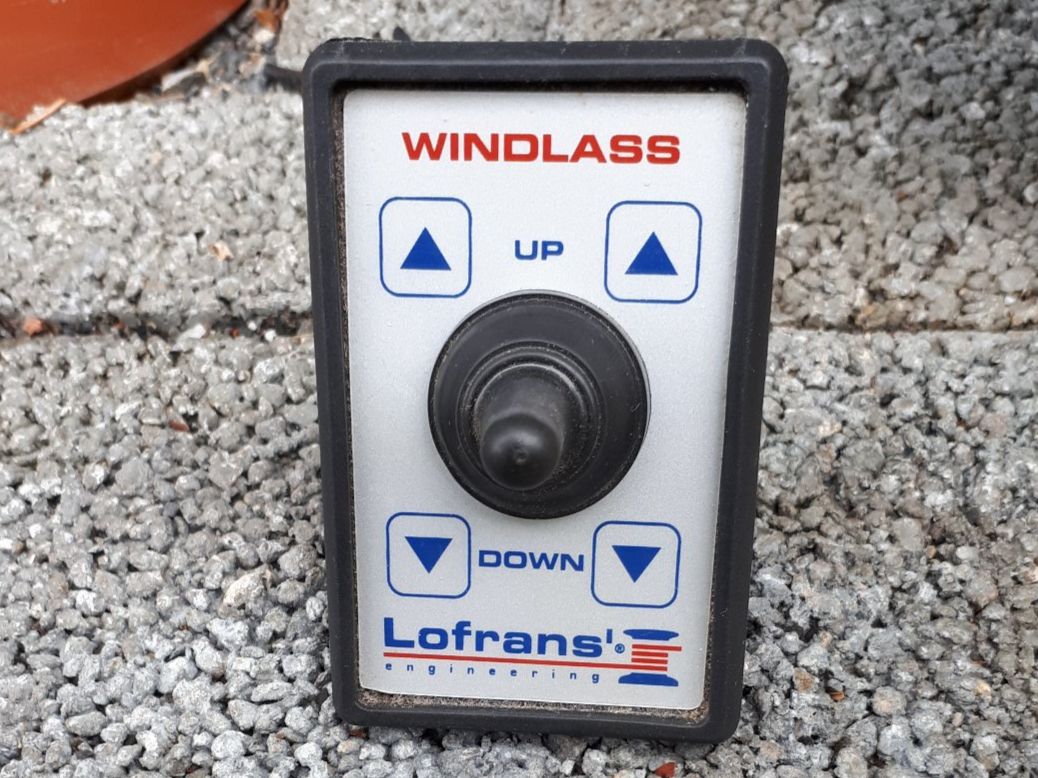 Boote: Ankerwinde Lofrans Tigres mit Bugrolle und Kette – Gebraucht aus Madiswil von 20gls 8