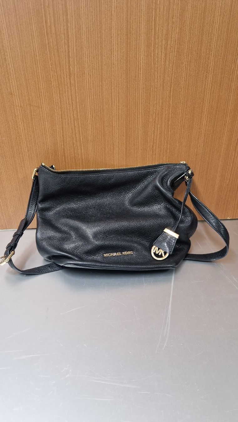 Michael Kors Taschen für Damen: Michael Kors Beuteltasche schwarz – Neu (gemäss Beschreibung) aus Wallisellen von jazie_11