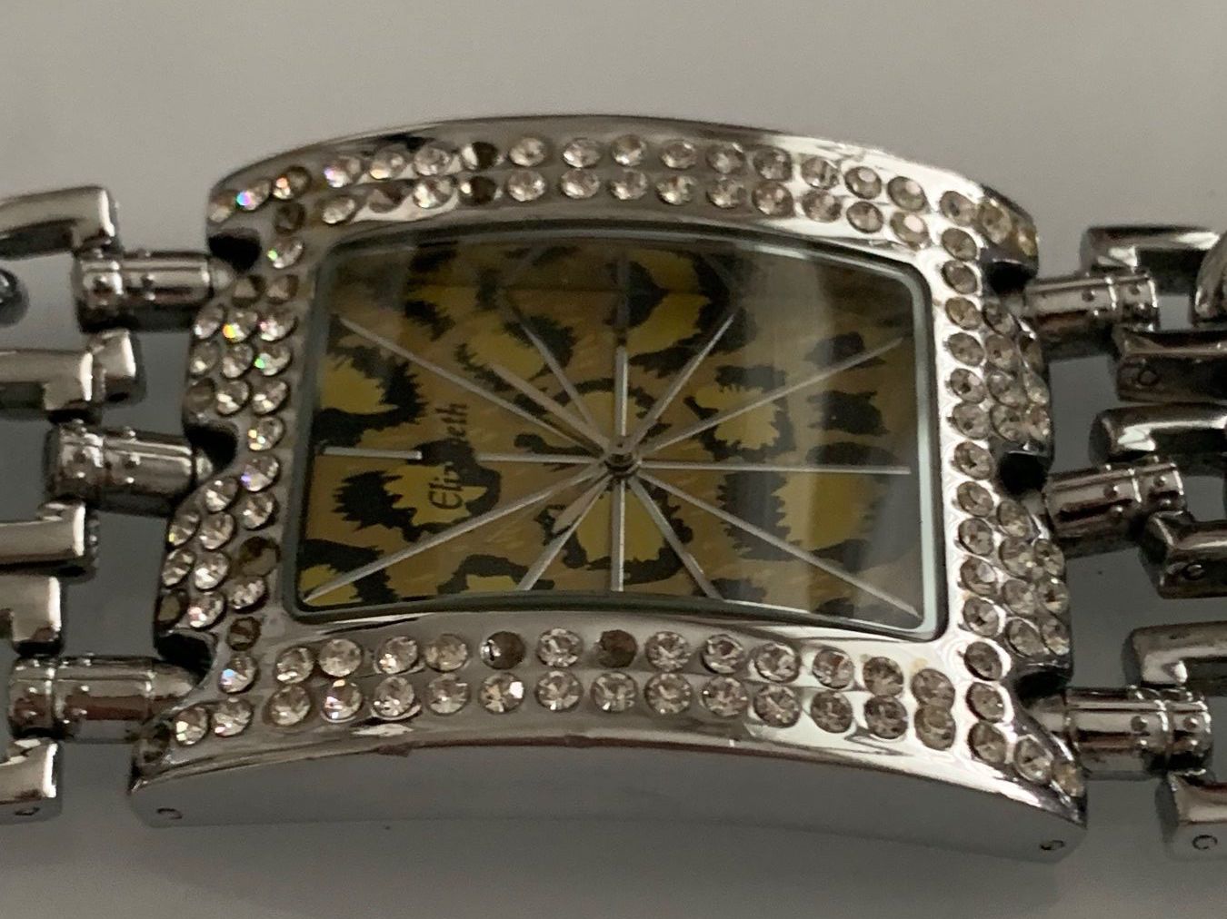 Orologi: Elizabeth Damen Retro Quarzuhr – Usato da Zürich venduto da JBLANUT 3