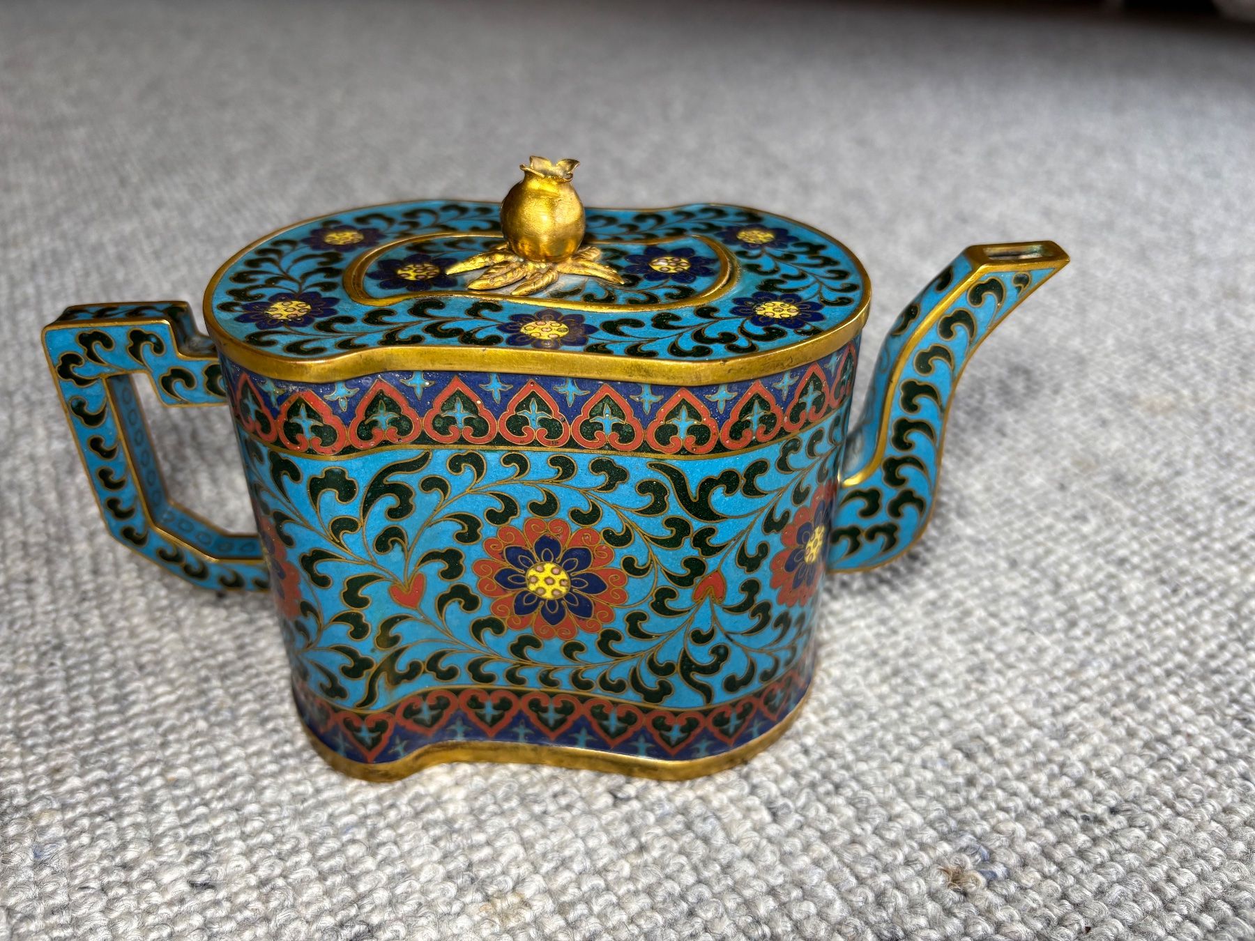 Teiere: Teekännchen Messing Email Cloisonné Japan – Usato da Hinwil venduto da DaniBachman