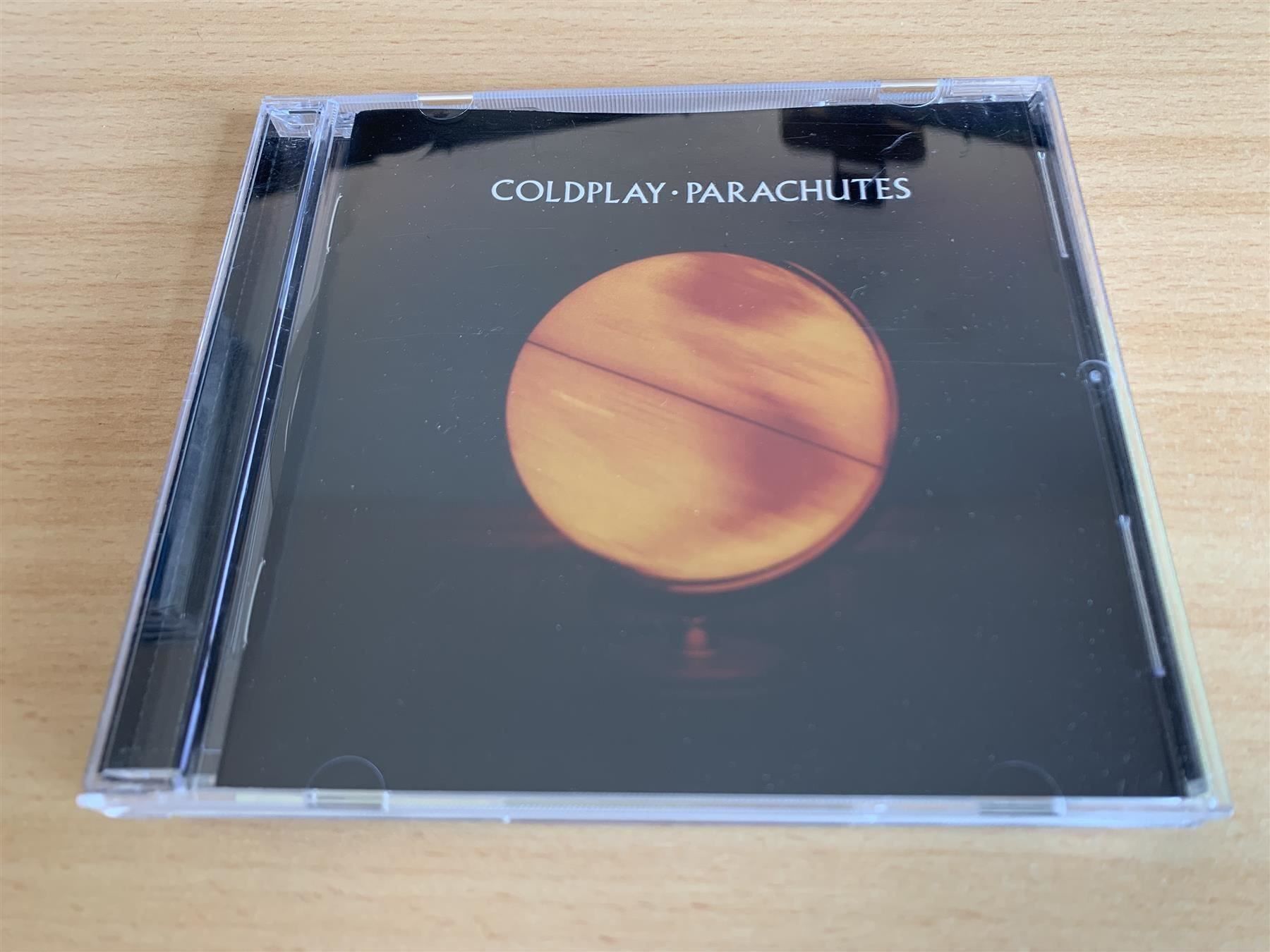 CD: Coldplay – Parachutes – Usato da Rikon im Tösstal venduto da Alpenmutz