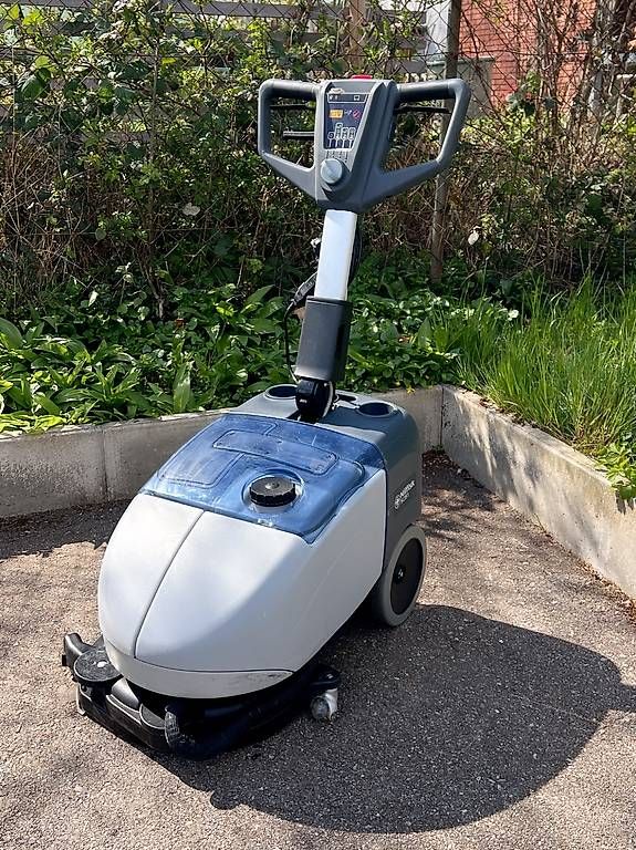 Tutte le macchine: Nilfisk sc351 scheuermaschine( taski wetrok cleanfix ) – Usato da Birr venduto da Numer-01 1
