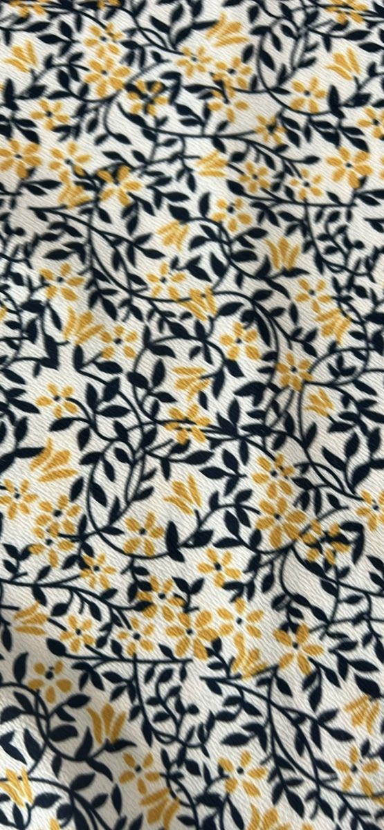 Camicette: Hemdbluse / Bluse mit Blumenmuster, Gr. 40/42 locker fallend – Usato da St. Urban venduto da uschi73 2