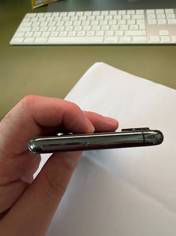 Handys / Smartphones: Iphone XS 64 GB Top Zustand. – Gebraucht aus Einsiedeln von rugetman 4