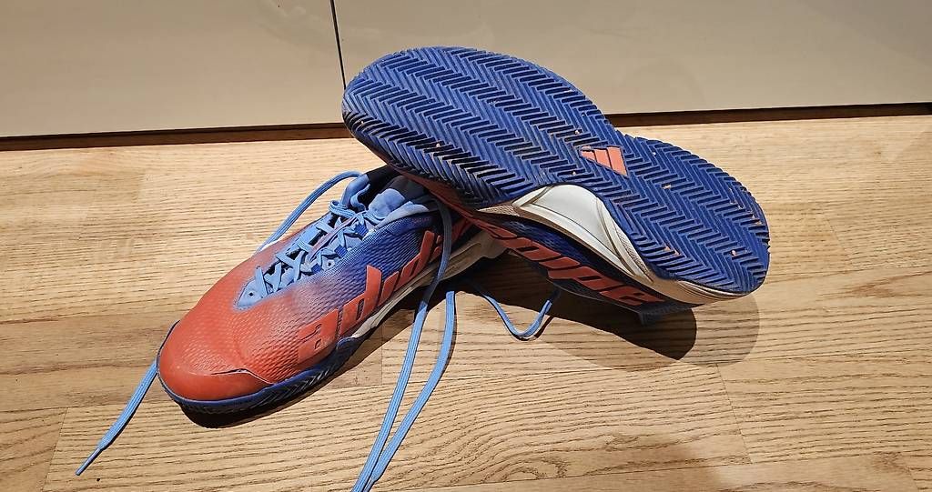 Scarpe da uomo: Tennisschuhe Gr. 44 – Usato da Erlinsbach venduto da Flu_Bo87 2