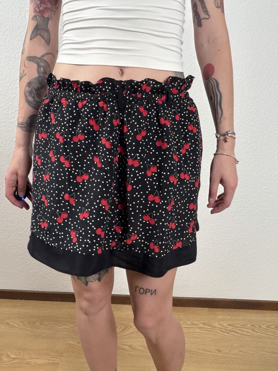Gonne: Atmosphere Cherry Print Skirt  – Usato da Knonau venduto da Grapesvintage 2