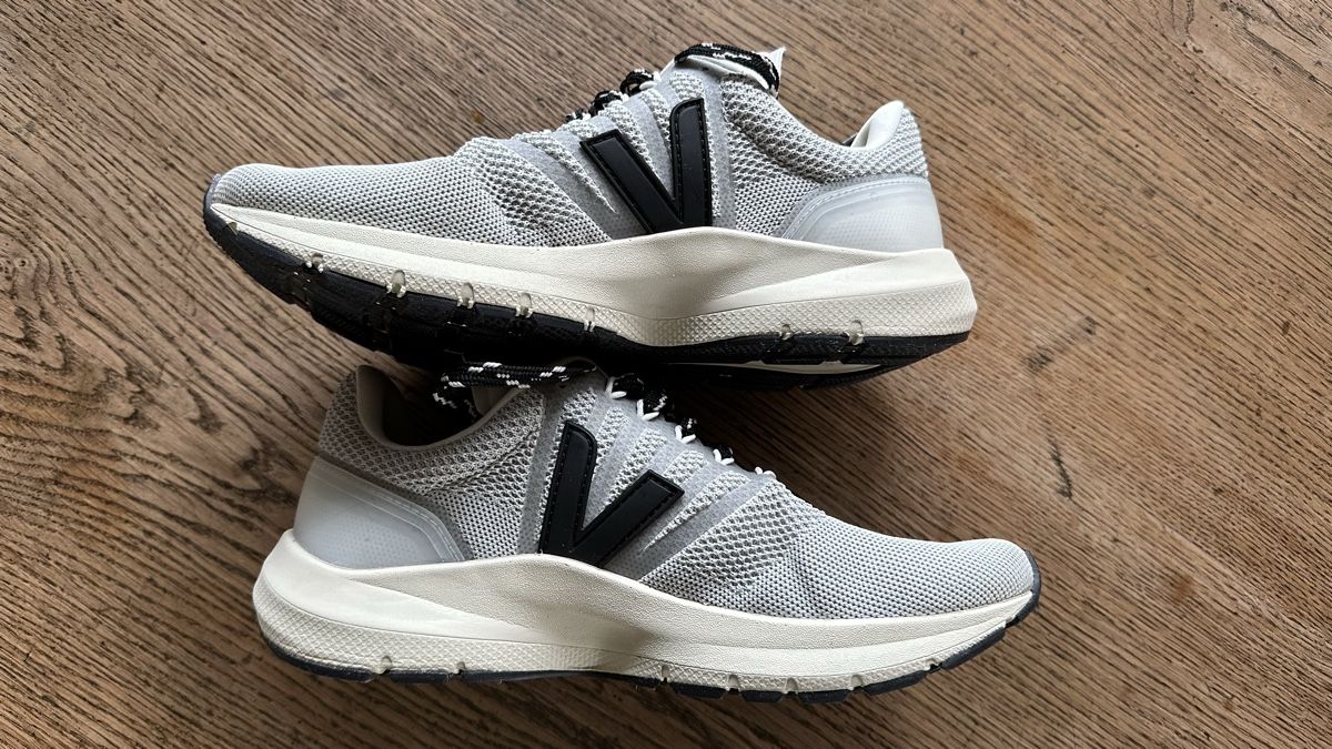Veja Chaussures femmes: Laufschuh, Marke Veja – D'occasion à Bonstetten par Schnurgerade 3