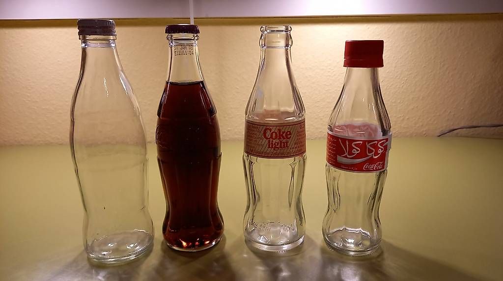 Coca-Cola Altro in Stoviglie & Bicchieri: Colaflaschen – Usato da Oberdorf BL venduto da piwi11
