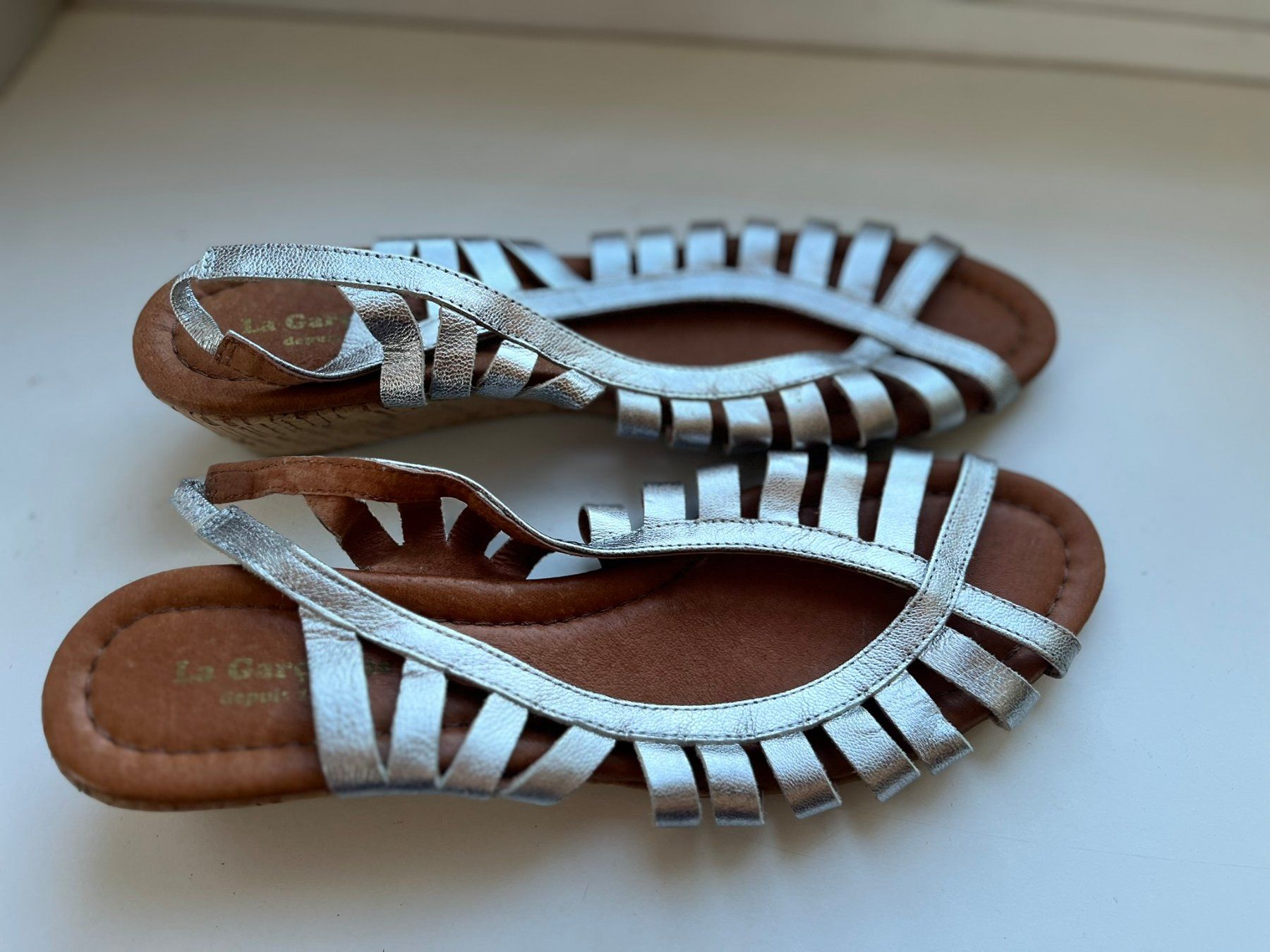 La Garçonne Damenschuhe: Silberne Sandalen, La Garçonne, Gr. 42 – Neu (gemäss Beschreibung) aus Wädenswil von Aniares2 2
