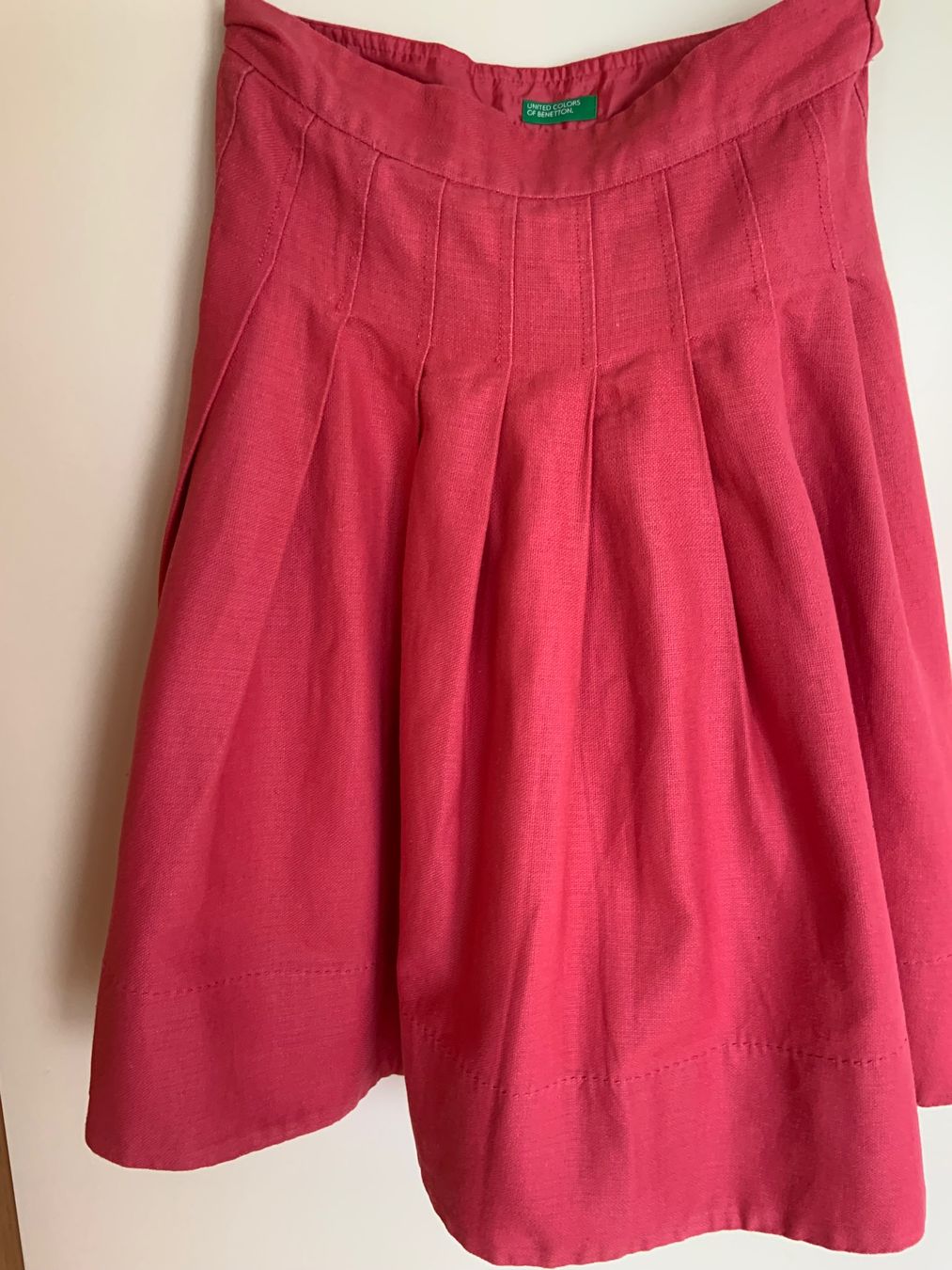 Benetton Gonne: Jupe en lin rose framboise – Usato da Ecublens VD venduto da timily