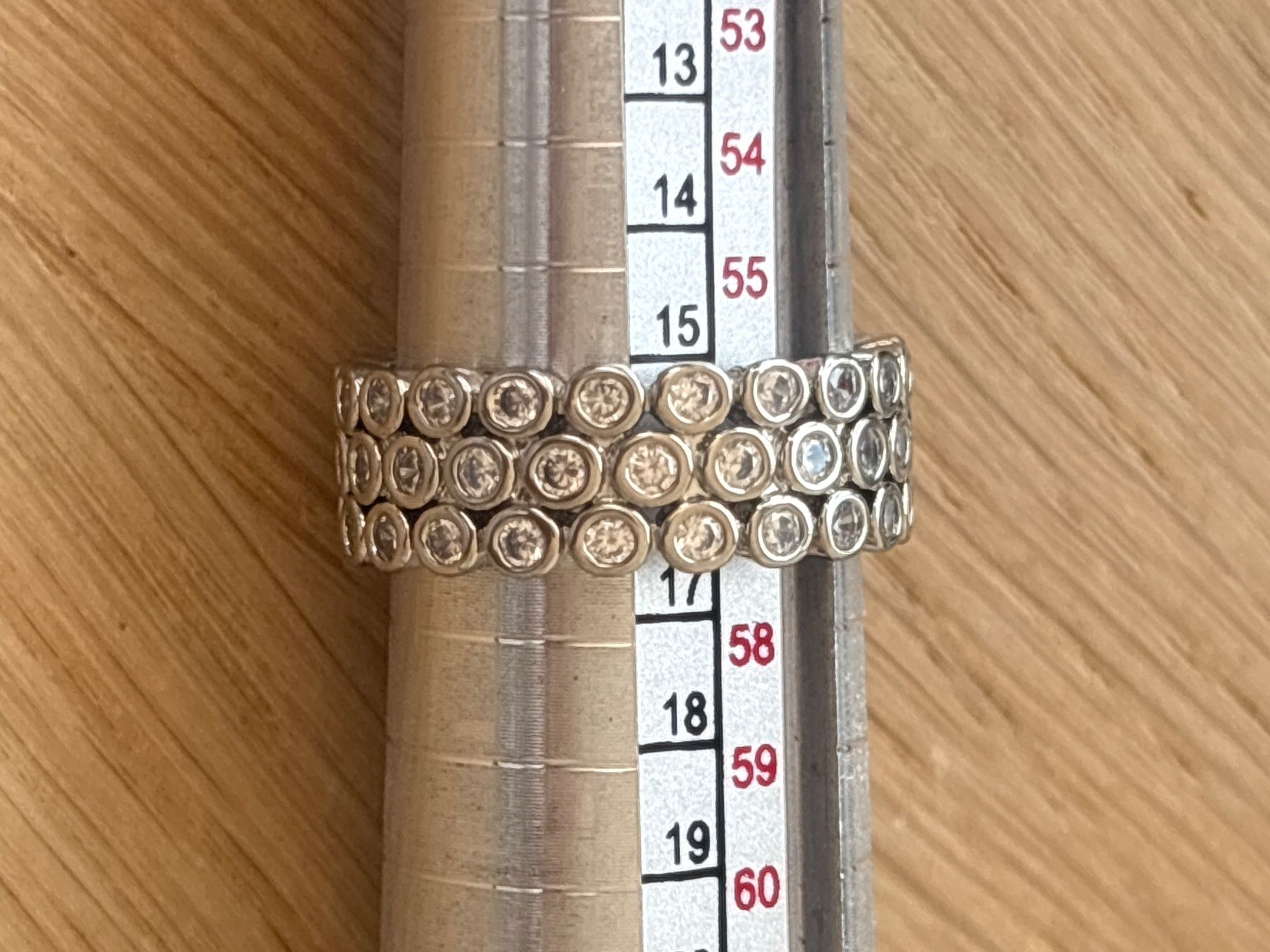 Anelli: Luxus Elegante Gr:18/8 Ring mit  Zirkonia Farbe: Silver – Nuovo (secondo la descrizione) da Biel-Bienne venduto da Roserosse13 6