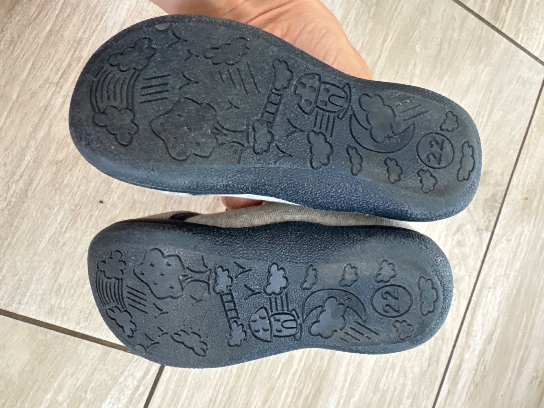 Scarpe da uomo: Finken Häsli Gr 22 – Usato da Gelterkinden venduto da Familienferien 3