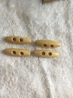 4 Natur Holz Knöpfe Aufnäher dunkel braun Knopf Nähen OVP