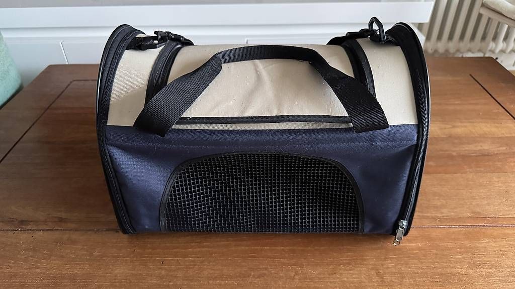 Cucce & Letti: Katzen Transporttasche – Usato da Zollikon venduto da rose59 1